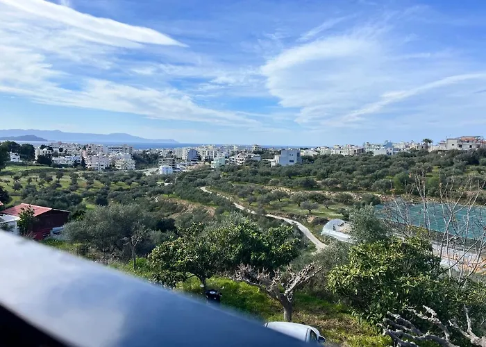 Kds Overlooking Chania * Chania (Crete)